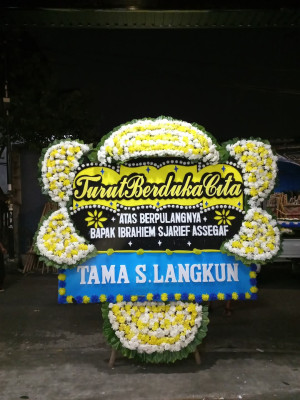 Papan Bunga Duka di Glodok